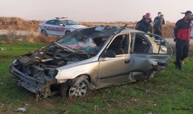  Urfa’da otomobil şarampole yuvarlandı