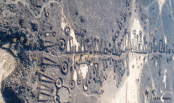 Arkeologlar Arabistan'daki 4500 Yıllık "Antik Otoyolları" Keşfetti