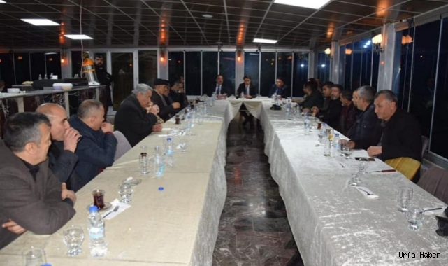 Ekinci, Gazetecilerle bir araya geldi