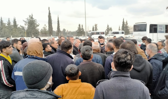 Urfa'da  vatandaş  DEDAŞ binasını bastı!