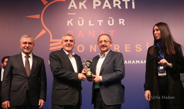Özhaseki’den Şanlıurfa Büyükşehir’e yılın en başarılı kültürel yaklaşım ödülü