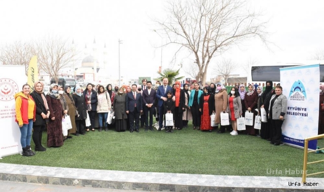 Vali Erin ve Eşi Gülhan Erin kadınlarla bir araya geldi