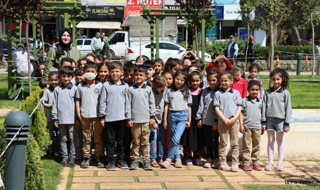 Büyükşehir çocuklara 23 Nisan sevincini erken yaşattı