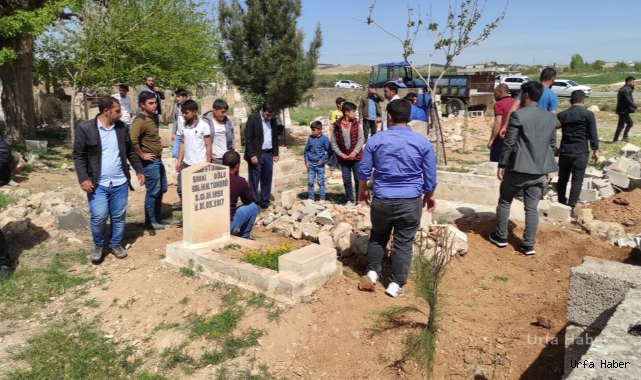 Sulama kanalına düşen araçta ölen 3 kişinin cenazesi defnedildi