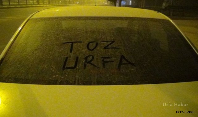 Suriye'den gelen toz bulutu Şanlıurfa'yı esir aldı