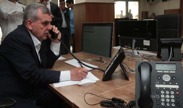 Başkan Beyazgül, çağrı merkezine gelen aramaları yanıtladı