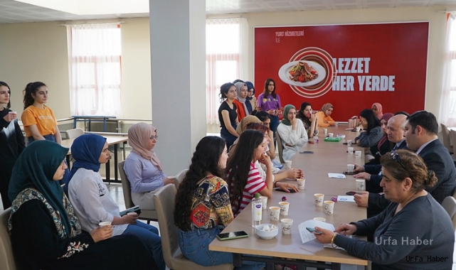 Harran Üniversitesi yönetimi, hasta, hasta yakınları ve personellerinin bayramını kutladı