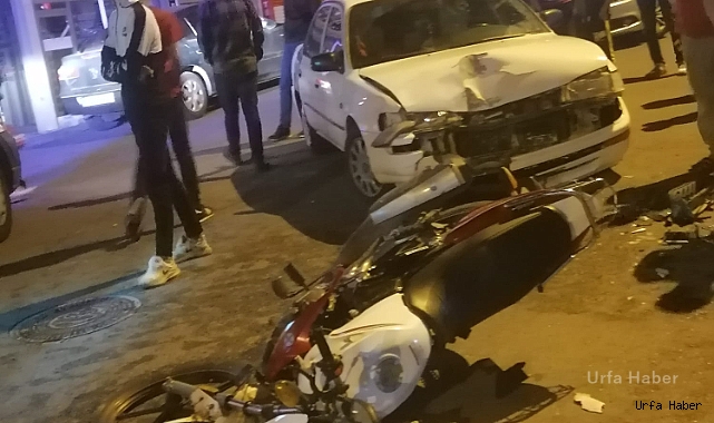 Şanlıurfa'da otomobil ile motosiklet kafa kafaya çarpıştı
