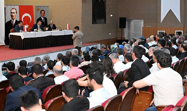 Vali Ayhan İlk geniş katılımlı toplantısını gerçekleştirdi