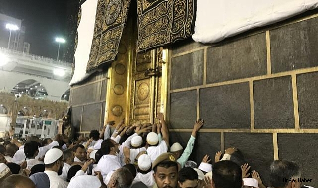 Hacı adaylarını kızdıran düzenleme! Artık Kabe'ye yüz sürmek yasak