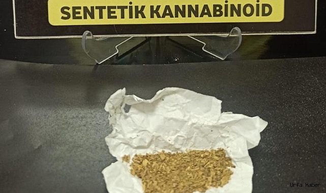Şanlıurfa'dan Adıyaman'a uyuşturucu taşırken yakalandılar