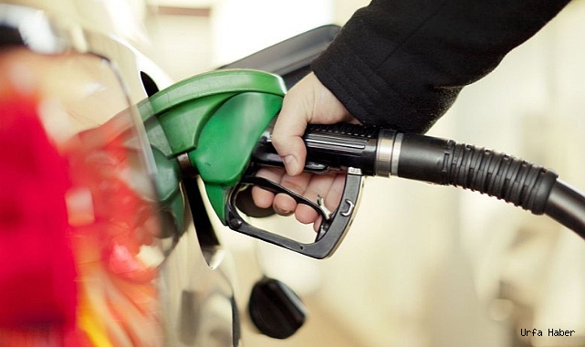 Son Dakika: Motorine 2.50 TL indirim geliyor