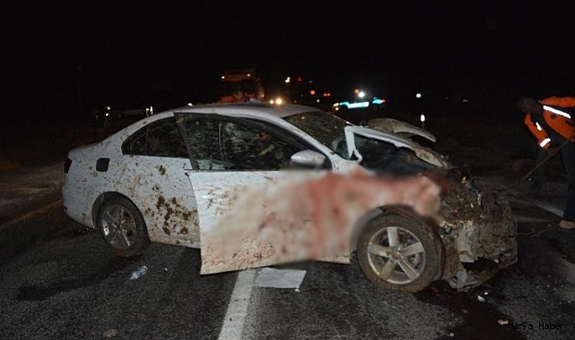 OTOMOBİLİN KOYUN SÜRÜSÜNE DALMA ANI KAMERADA
