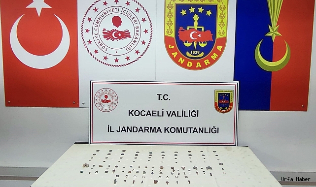 Durdurulan şahsın üstünde 101 tarihi eser ele geçirildi