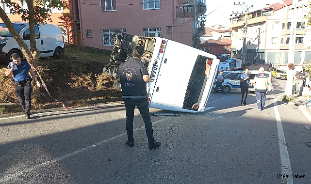 Freni boşalan işçi servisi kaldırımda yürüyen anne ve kızına çarptı: 2 ölü, 6 yaralı