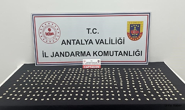 Antalya'da 2 bin 250 adet uyuşturucu hap ele geçirildi