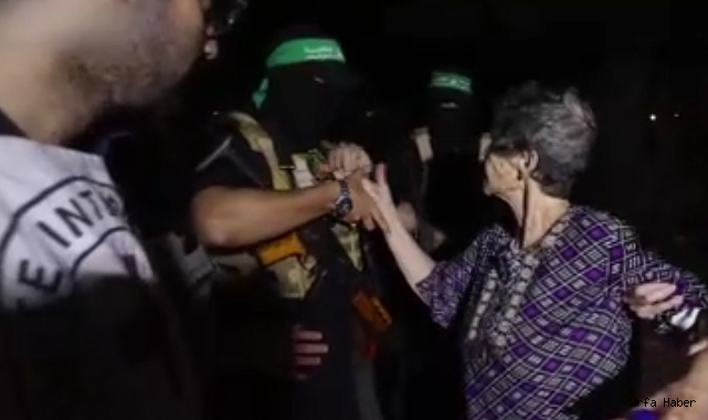 HAMAS İKİ REHİNEYİ DAHA SERBEST BIRAKTI