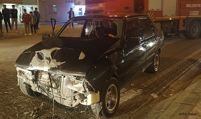 Hastaneye yetişmek isterken kaza yaptı