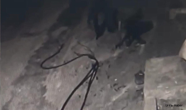 Rögar kapağını açıp kabloları çaldılar