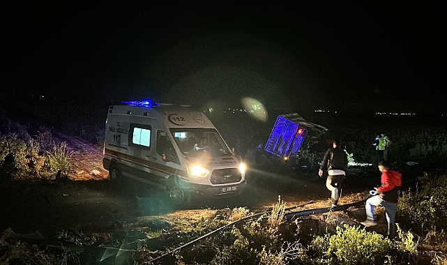 SİVEREK’TE TARIM İŞÇİLERİ KAZA YAPTI: 20 YARALI