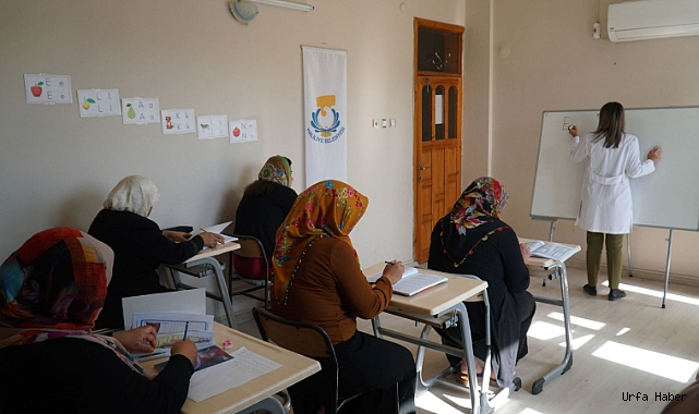 SÜLEYMANİYE MİLLETEVİNDEKİ KURSLARA KADINLARDAN YOĞUN İLGİ