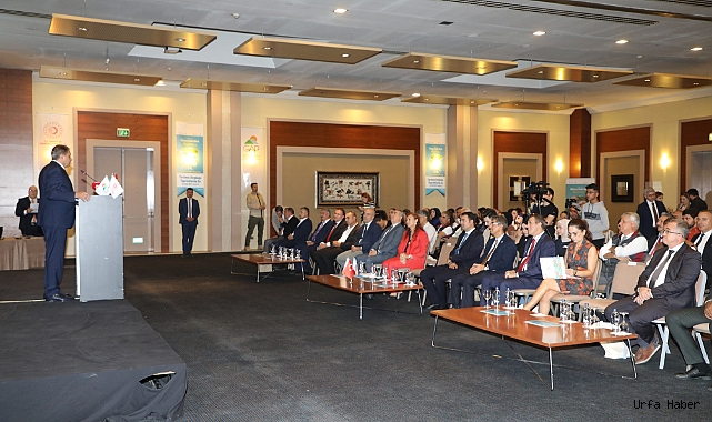 VALİ ŞILDAK SUYUN ÖNEMİNE DİKKAT ÇEKTİ