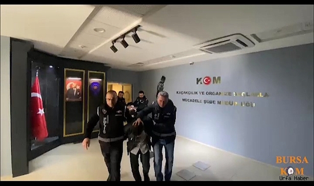 OTO TAMİRCİSİNDEN CEPHANE ÇIKTI