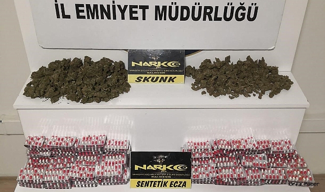 POLİSİN DURDURDUĞU OTOMOBİL UYUŞTURUCU DEPOSU ÇIKTI