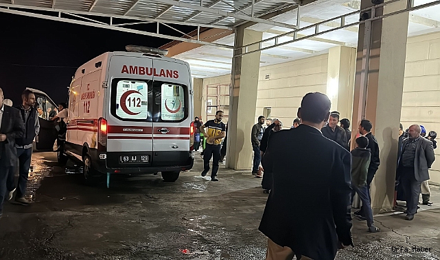 ŞANLIURFA'DA İKİ GRUP ARASINDA BIÇAKLI SOPALI KAVGA: 6 YARALI