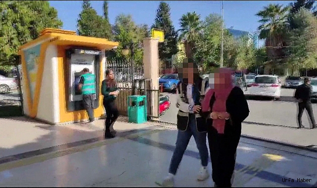 YANKESİCİLİK YAPTIRDIĞI OĞLUYLA BİRLİKTE YAKALANDI