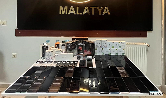 ÇOK SAYIDA KAÇAK CEP TELEFONU ELE GEÇIRILDI
