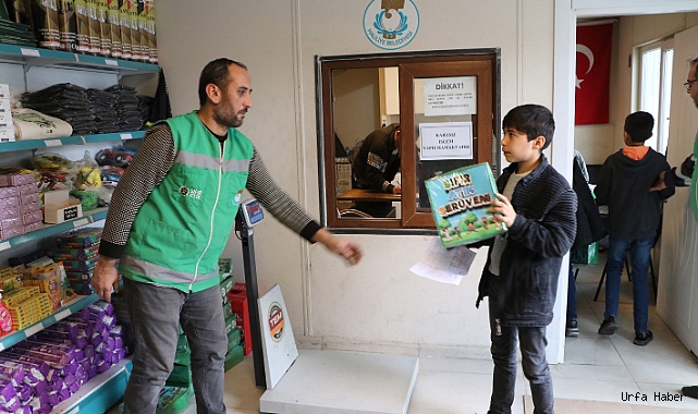 HALİLİYE BELEDİYESİNDEN “ATIĞINI GETIR KARNE HEDIYENI GÖTÜR” UYGULAMASI