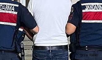ŞÜPHELİ HAREKETLERİ ELE VERDİ, UYUŞTURUCU İLE YAKALANDI