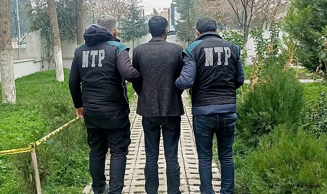 UYUŞTURUCU TİCARETİNDEN ARANAN ZANLI YAKALANDI