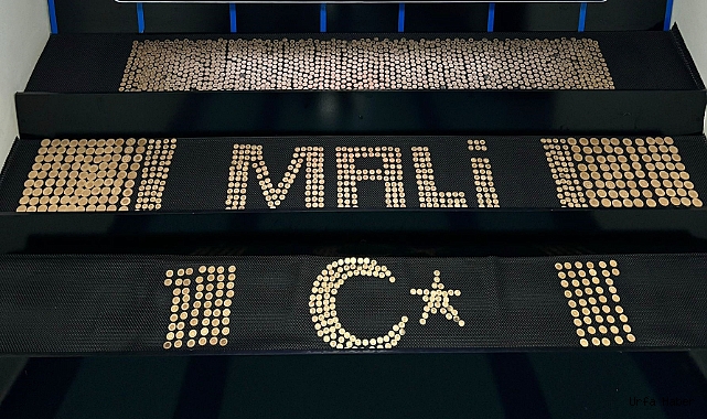 Bin 893 adet sahte altın ele geçirildi