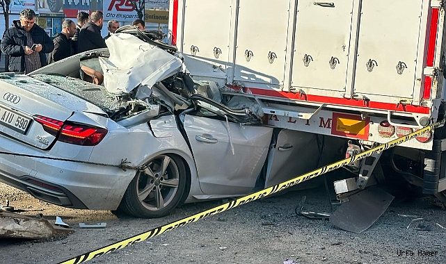 SİVEREK’TE PARK HALİNDEKİ TIRA OTOMOBİL ÇARPTI: 1 ÖLÜ
