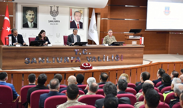 VALİ ŞILDAK’TAN SEÇİM GÜVENLİĞİ TOPLANTISI