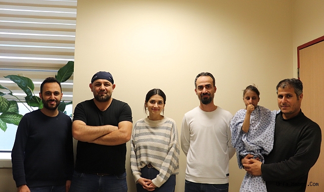 13 YAŞINDA VE 13 KİLO OLAN HASTA SAĞLIĞINA KAVUŞTU