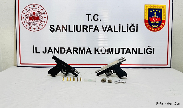 HAPİS CEZASI BULUNAN FİRARİ UYUŞTURUCU VE SİLAHLA YAKALANDI