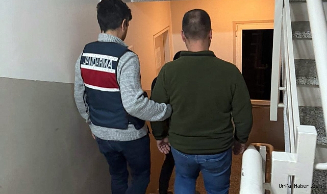 İZMIR MERKEZLİ 8 İLDE FETÖ OPERASYONU