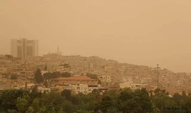 ŞANLIURFA’YA ÇAMUR YAĞDI