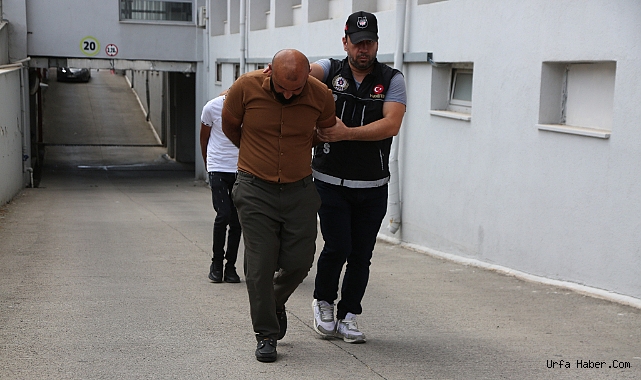 AKÜ İÇİNDEN 11 KİLO ESRAR ÇIKTI