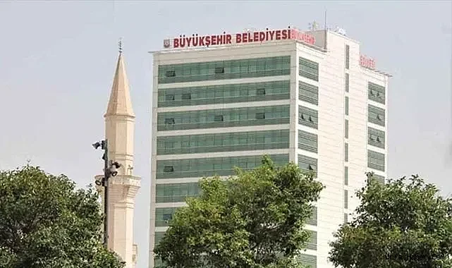 EMİN ÖZASLAN'DAN BÜYÜKŞEHİR BELEDİYESİ'NE BORÇ ELEŞTİRİSİ