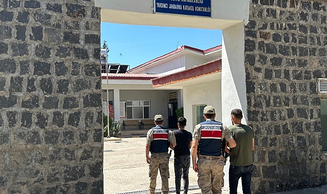 İŞ YERİNİ SOYAN HIRSIZLAR SUÇ ÜSTÜ YAKALANDI