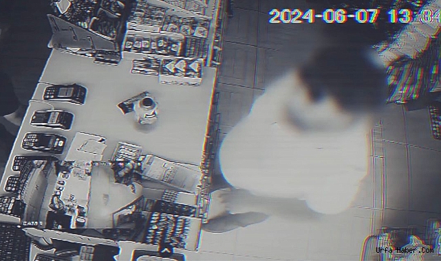 KENDİNİ POLİS VE SAVCI OLARAK TANITIP ALTIN VE PARALARI ALAN DOLANDIRICI TUTUKLANDI