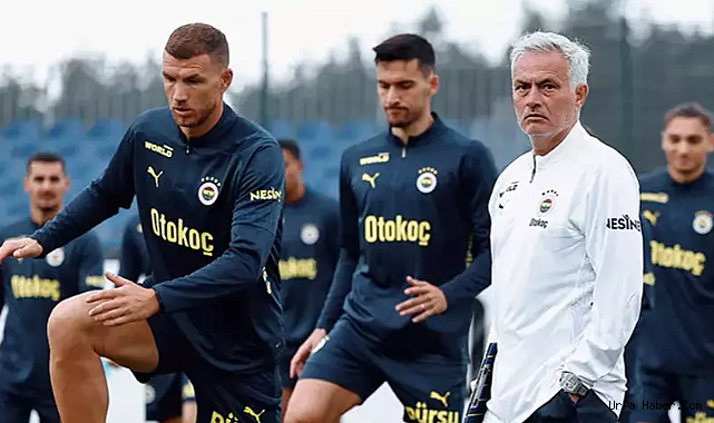 MOURİNHO YÖNETİMİNDEKİ İLK RESMİ MAÇ