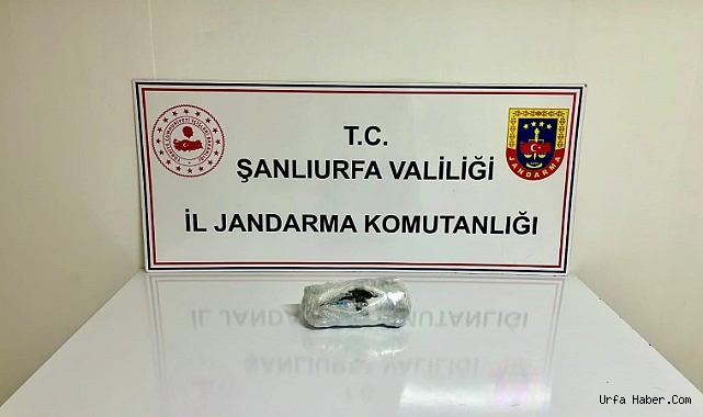 NARKOTİK JANDARMA KÖPEĞİ UYUŞTURUCUYA GEÇİT VERMEDİ
