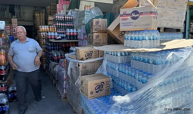 ŞANLIURFA'DA VATANDAŞLAR SAĞLIKLI SU PEŞİNDE