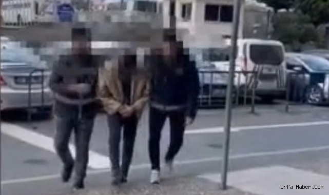 SAPLANTILI OLDUĞU KADININ EŞİNİN ARACINA KURŞUN YAĞDIRDI