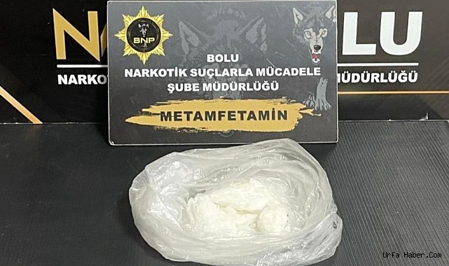 UYUŞTURUCU TACİRLERİ KOVALAMACAYLA YAKAYI ELE VERDİ